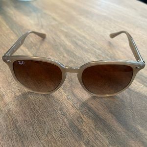 Ray-Ban Sunglasses